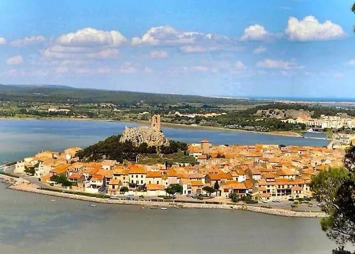 Au Coeur Du Village De Apartment *