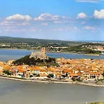 Au Coeur Du Village De 公寓 *
